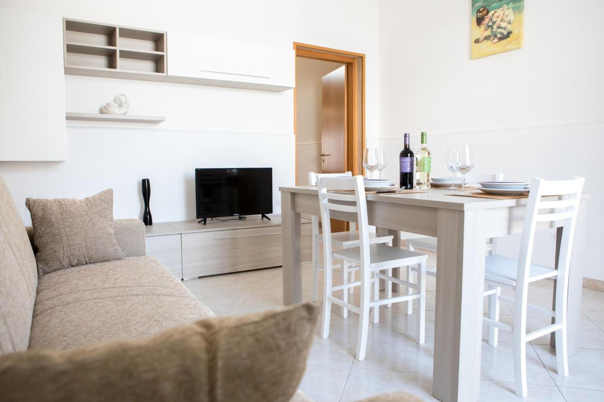 Elisena Apartment Torre Lapillo Luaran gambar