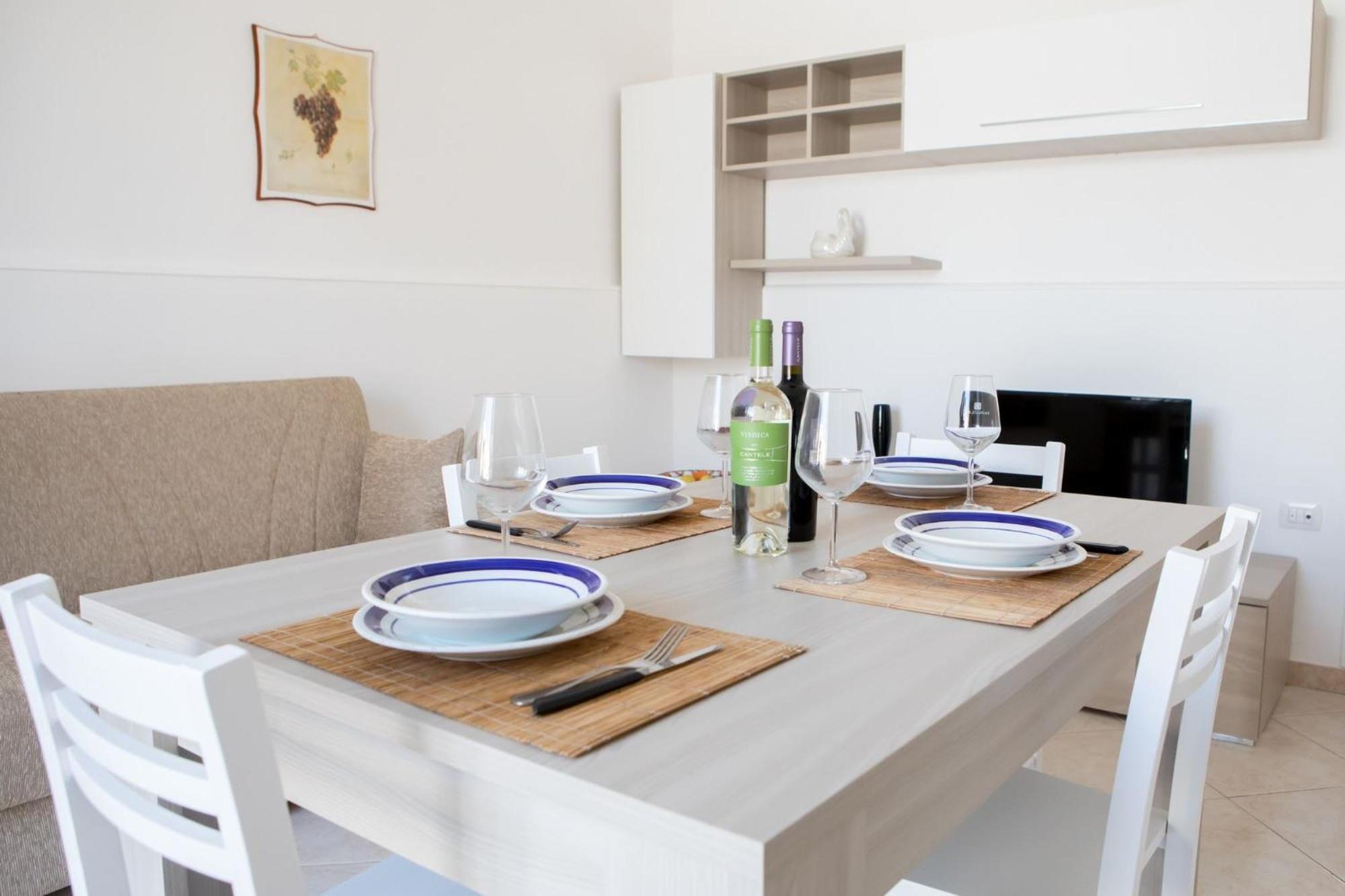 Elisena Apartment Torre Lapillo Luaran gambar
